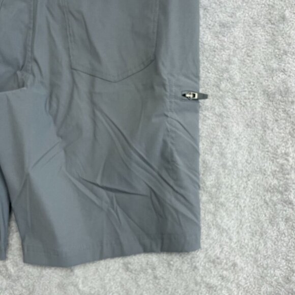 NEW Eddie Bauer Men's Size 34 Rainier 10" Tech Shorts Gray Cargo Outdoor Shorts - Picture 2 of 7
